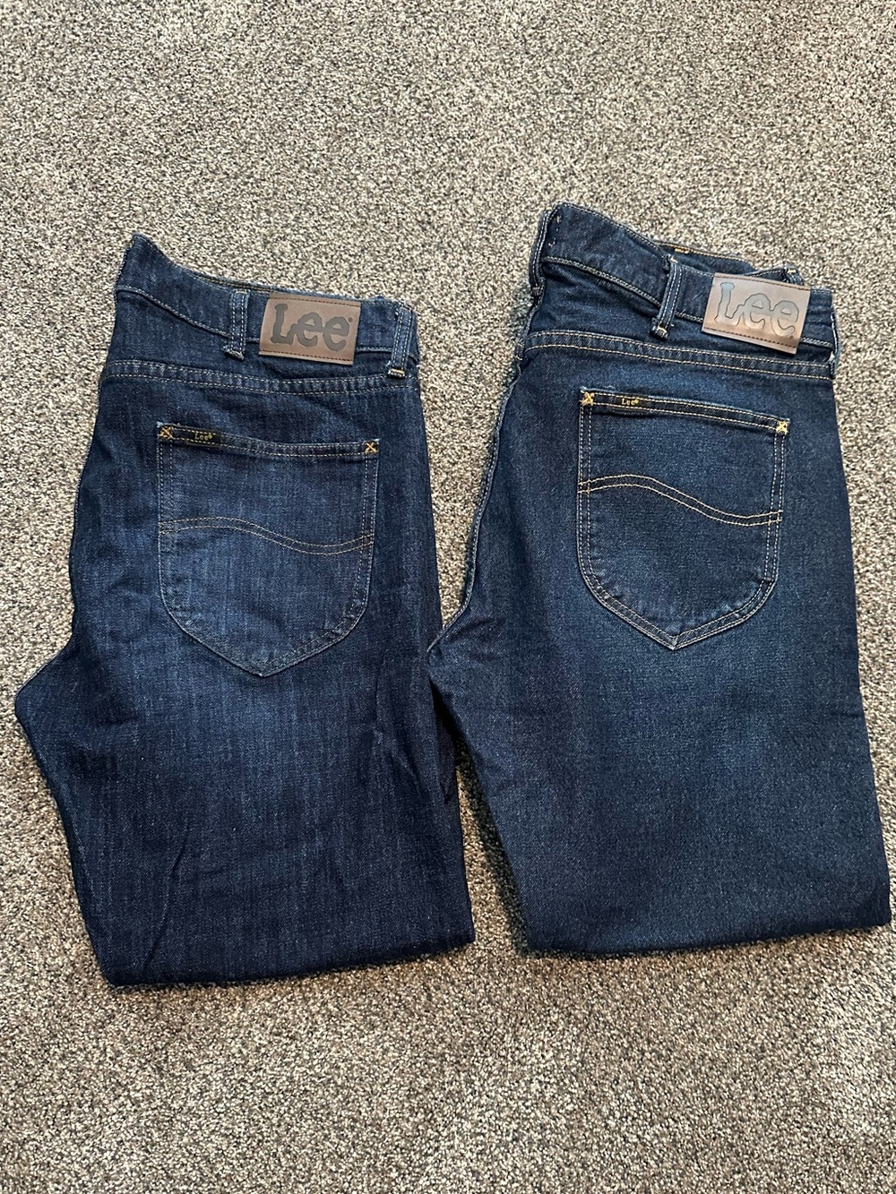 Two Pairs of Lee Men’s Slim Straight Leg Dark Wash Jeans Size 36